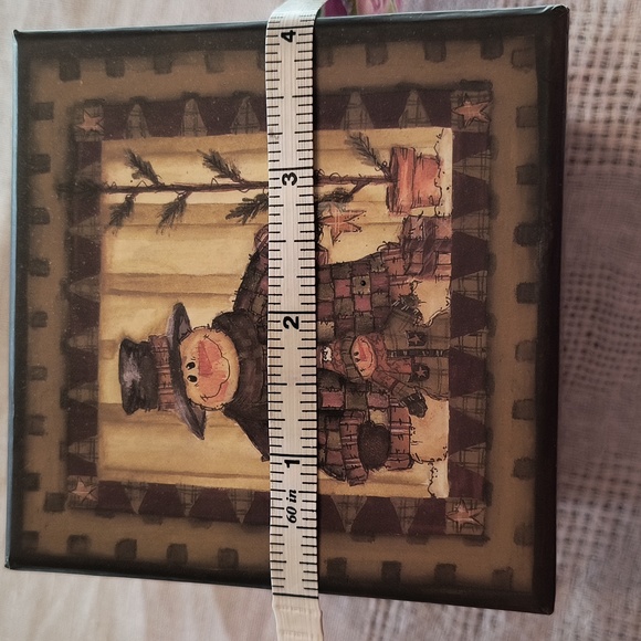 Snowman Decorative Box - Picture 11 of 12